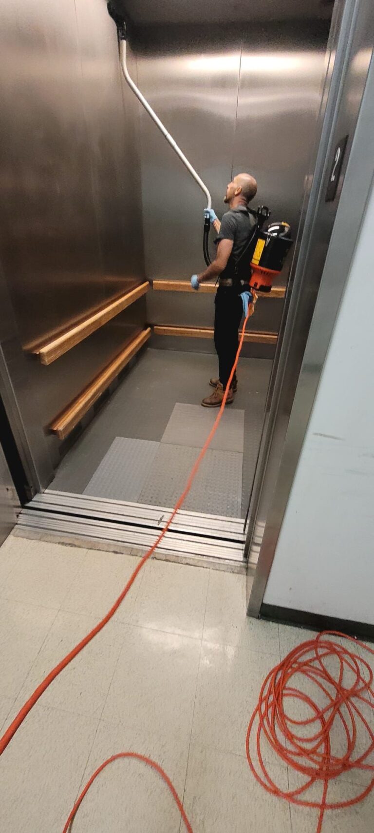 The best commercial cleaning services in Uptown Chicago