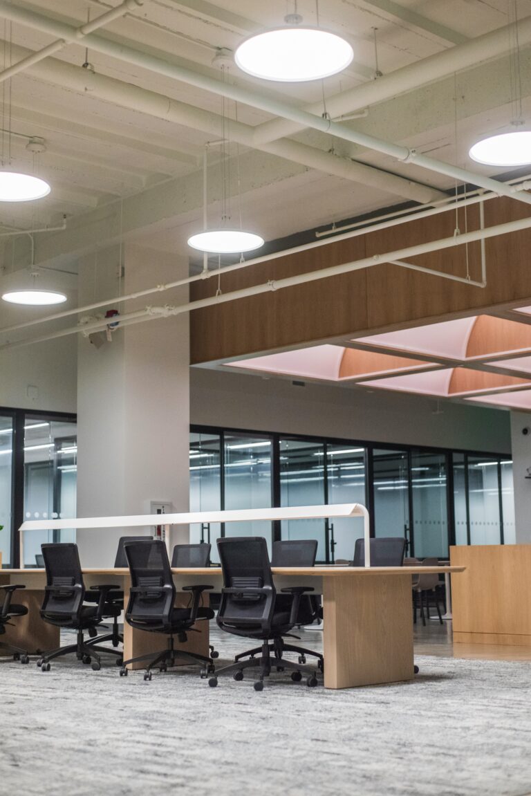 Commercial space. Office