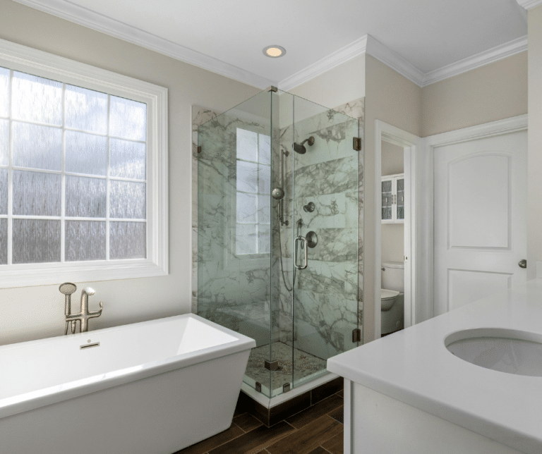 bathroom that is spotless and ready for use